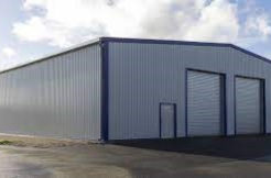 LOCAL D’ACTIVITE 300 M2
