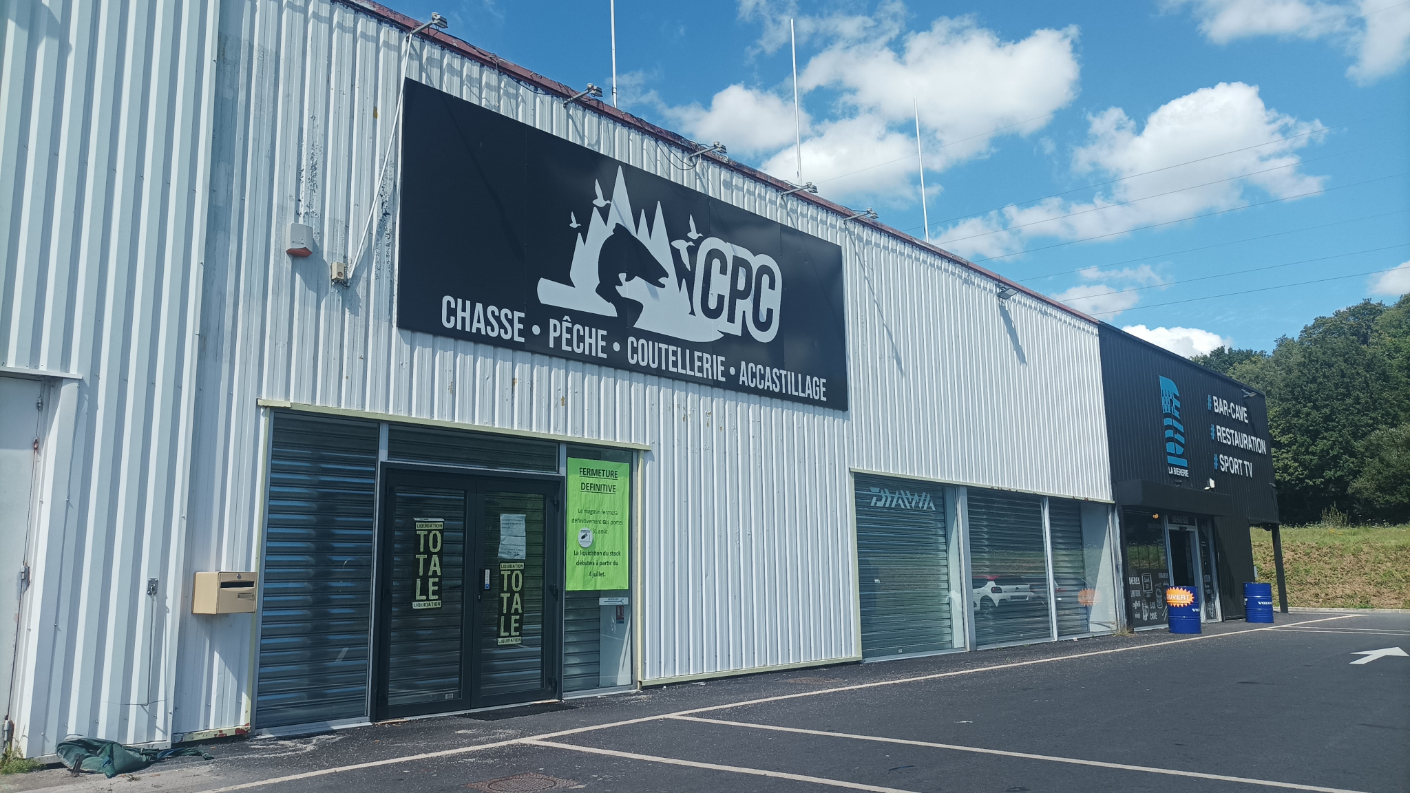 GOURVILY QUIMPER LOCAL COMMERCIAL 586 m2
