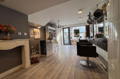 À VENDRE   MURS ET FONDS DE COMMERCE   SALON DE COIFFURE   QUIMPER (KERFEUNTEUN)