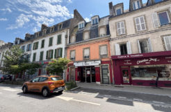 A VENDRE LOCAL COMMERCIAL RESTAURANT SECTEUR GARE