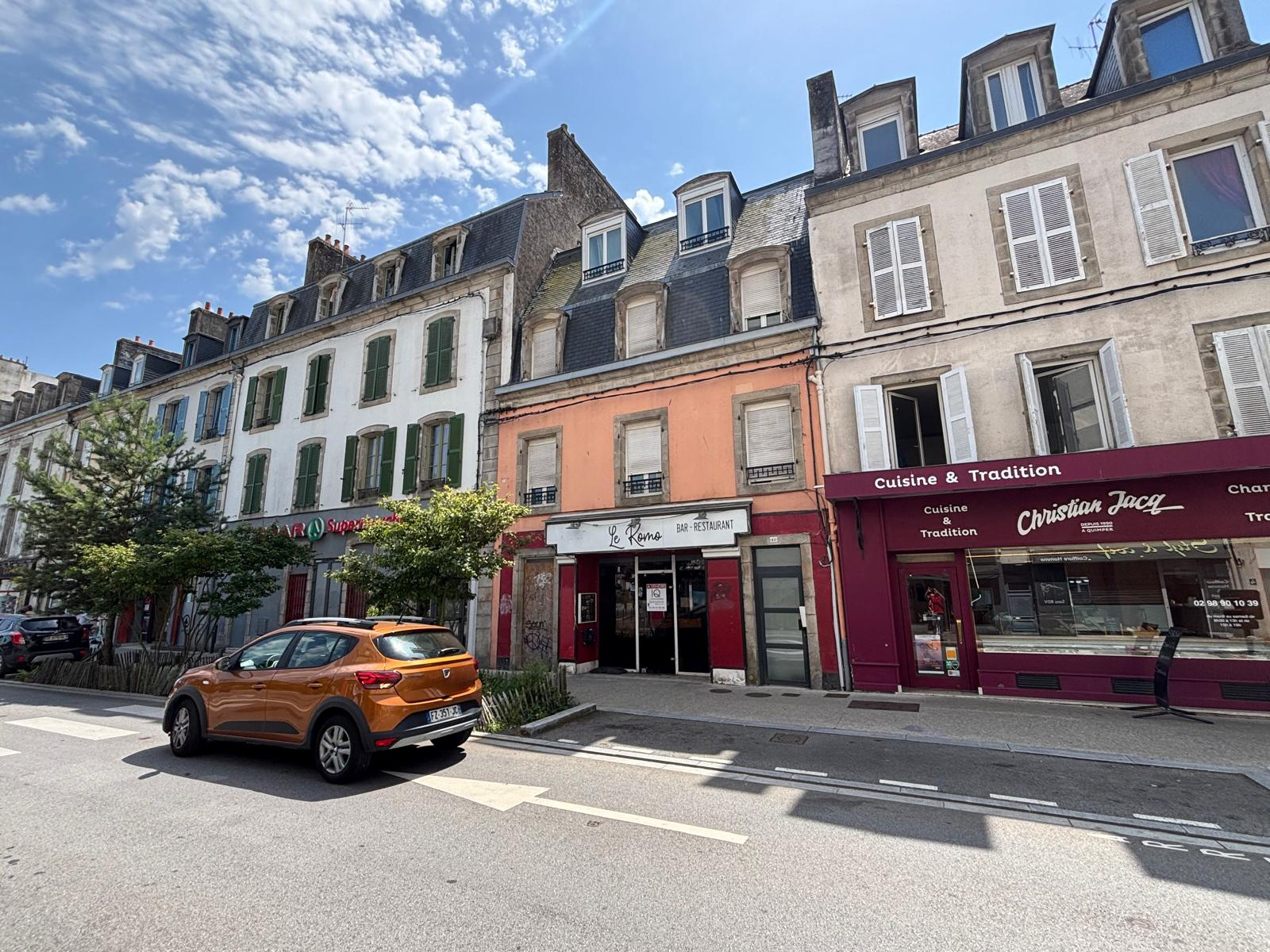 A VENDRE LOCAL COMMERCIAL RESTAURANT SECTEUR GARE