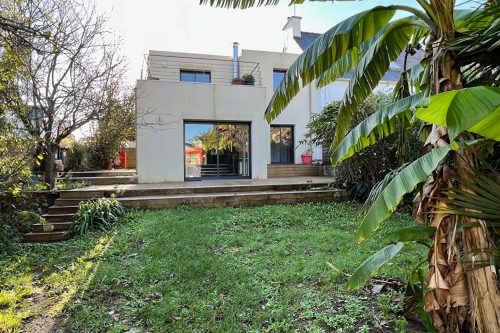 La contemporaine dans le Triangle d’Or