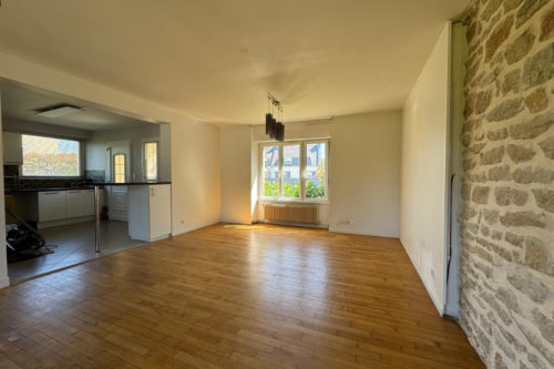 Maison rénovée à LESTONAN