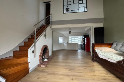 Vue magnifique sur la ville depuis ce T3 !