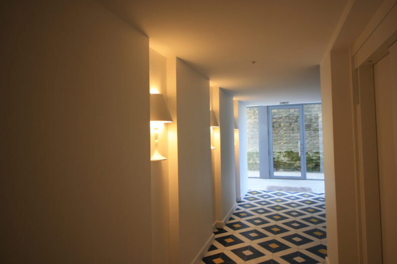 c6a5f40b0972f3693d41e13ddaca8aff