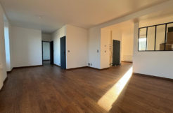 Beau 3 pièces NEUF au Centre-Ville!