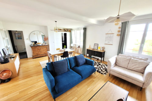 Appartement T4 avec de beaux volumes à deux pas de l’hyper centre.