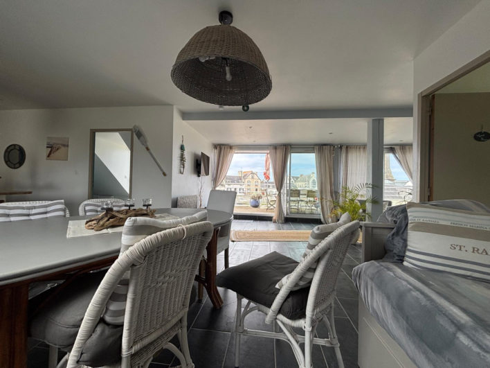 photo_bd44a6b568ac4179e98f3667bf038a57