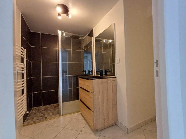 photo_e828a2730c9dbb7510661a6173fe8198