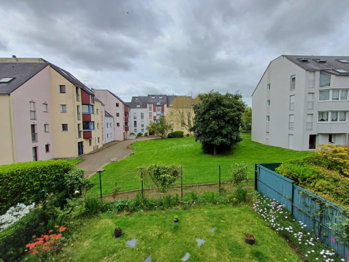 photo_549497f88f46f1a33f9f4449e04ecd52