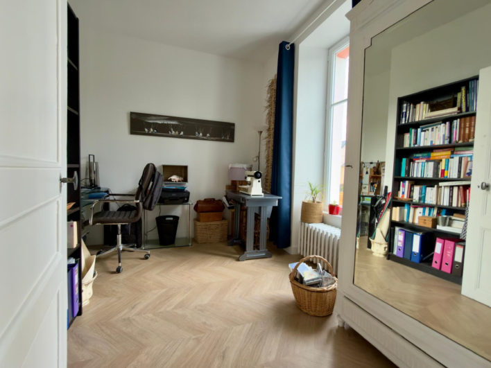 photo_593749bf2b9df6b76cec66f2fb154cbe