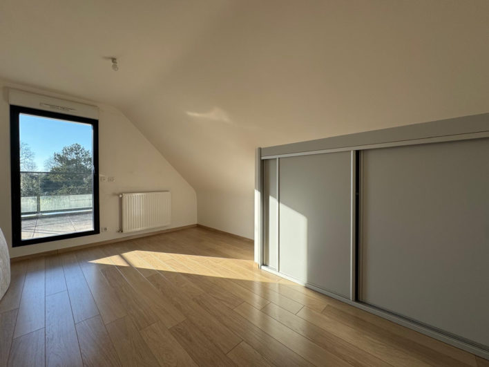 photo_0e163d6b8b38a57fe2934c35e3d4fd46