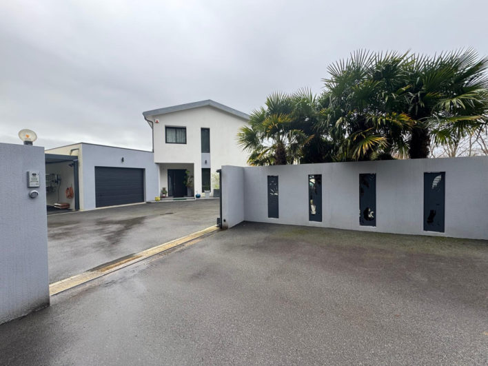 photo_114966912d3f4b6d8d6f3ea12d6fbc44