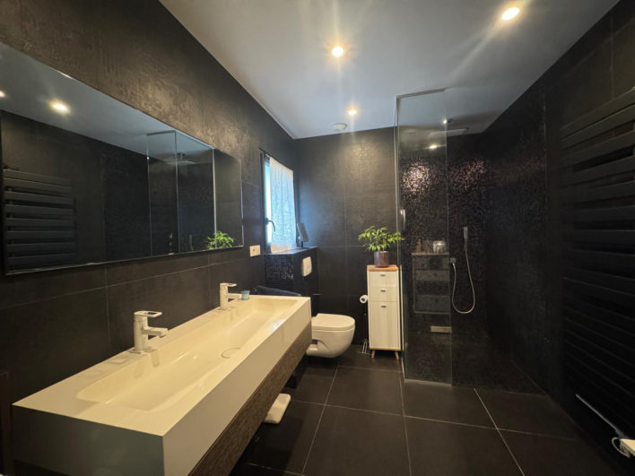 photo_30ffd26638b9f6a5923a53b018014e77