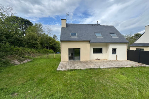 Maison récente à PONT-L’ABBE