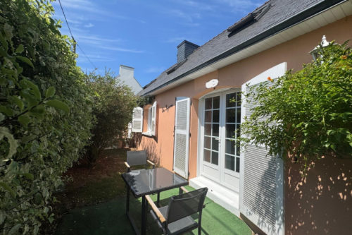 Maison 3 chambres non mitoyenne avec vie de plain-pied, garage et jardin sans vis-à-vis