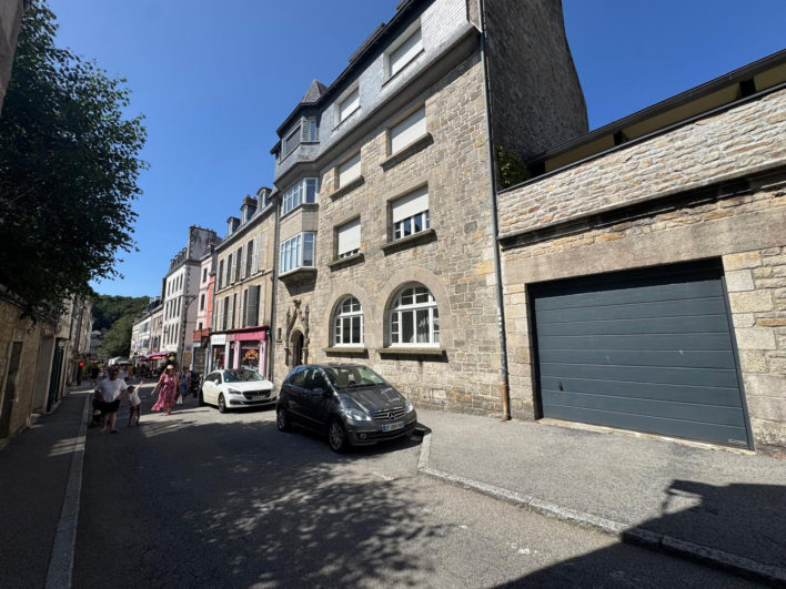 photo_6b7a51b6f93f83e407eef45951f12735