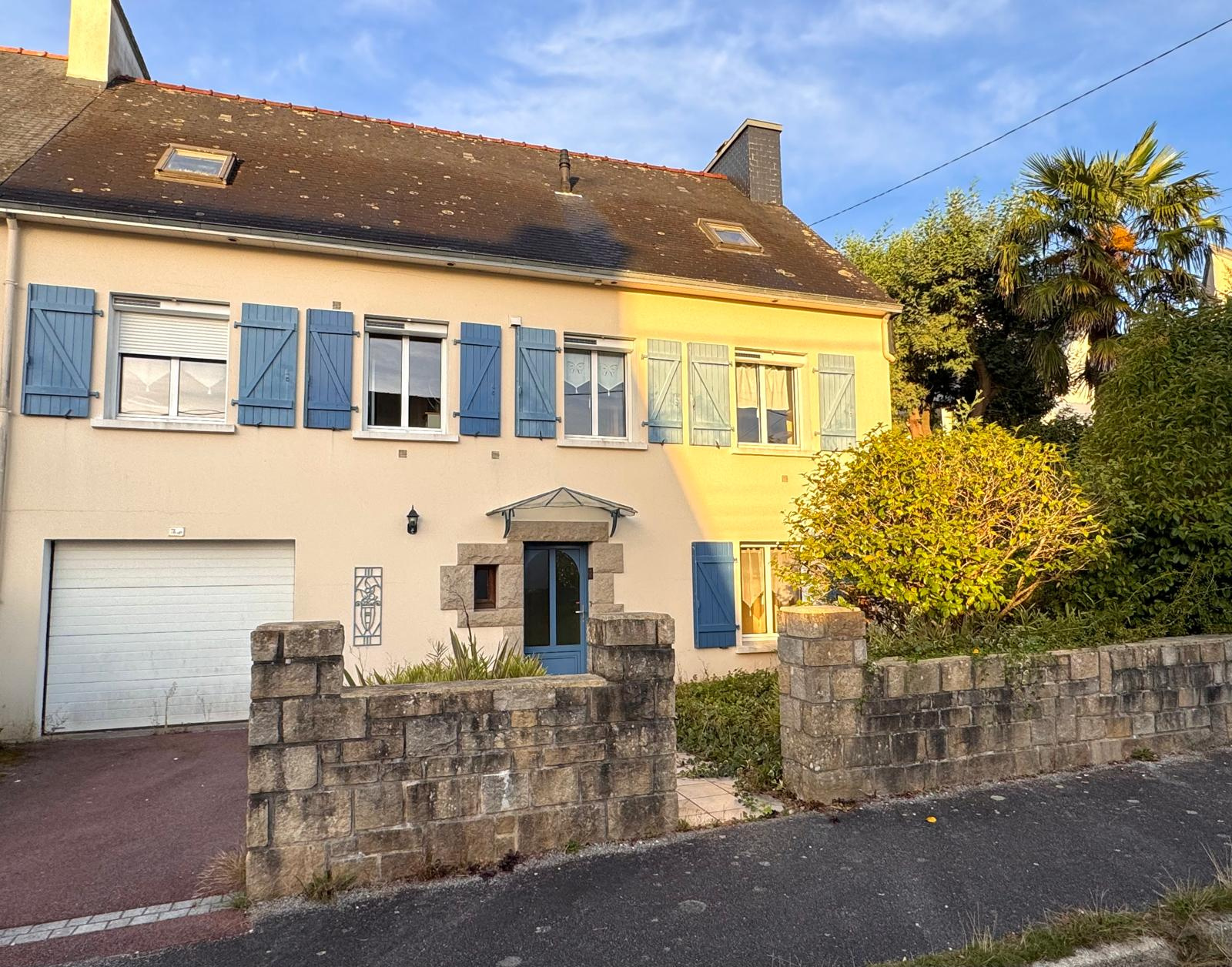 Maison 5 chambres – quartier calme