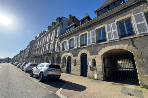T3 avec PARKING au Centre